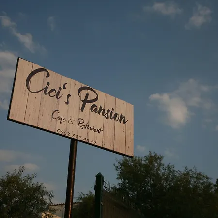 Cici's Pansion * Datça
